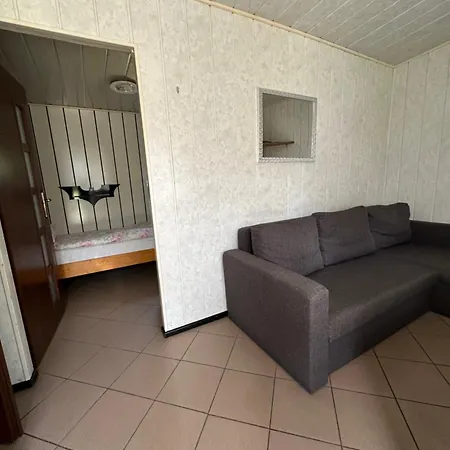 - Letniskowy 2 Charzykowy